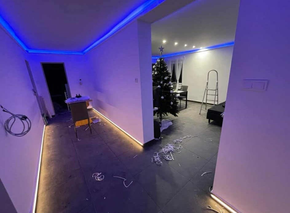 Kékeslila Led világítás